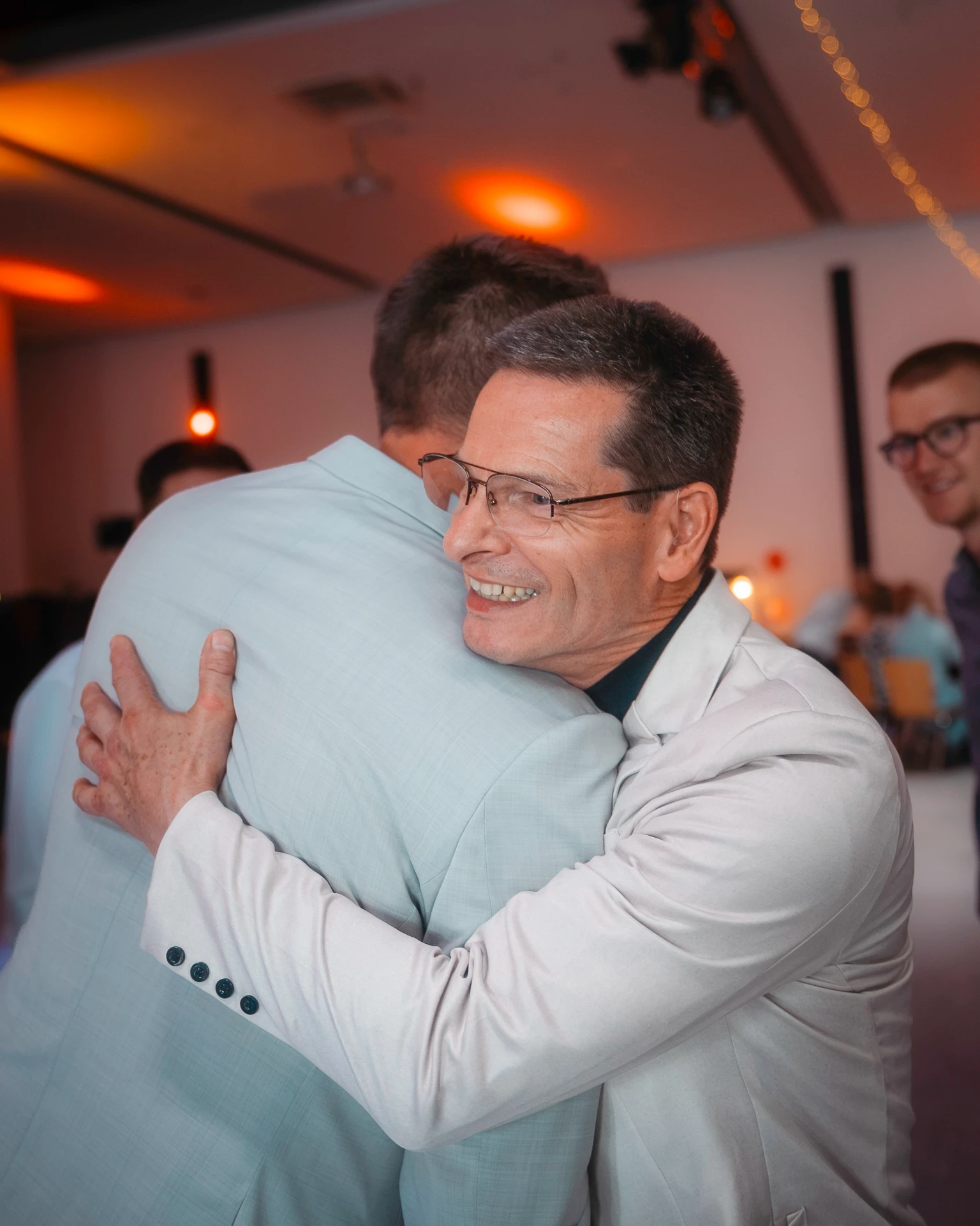 Herzliche Umarmung auf der Volume-Trader Gala 2026